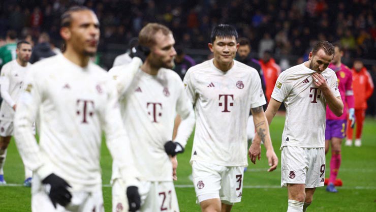 Bayern vừa thua thảm