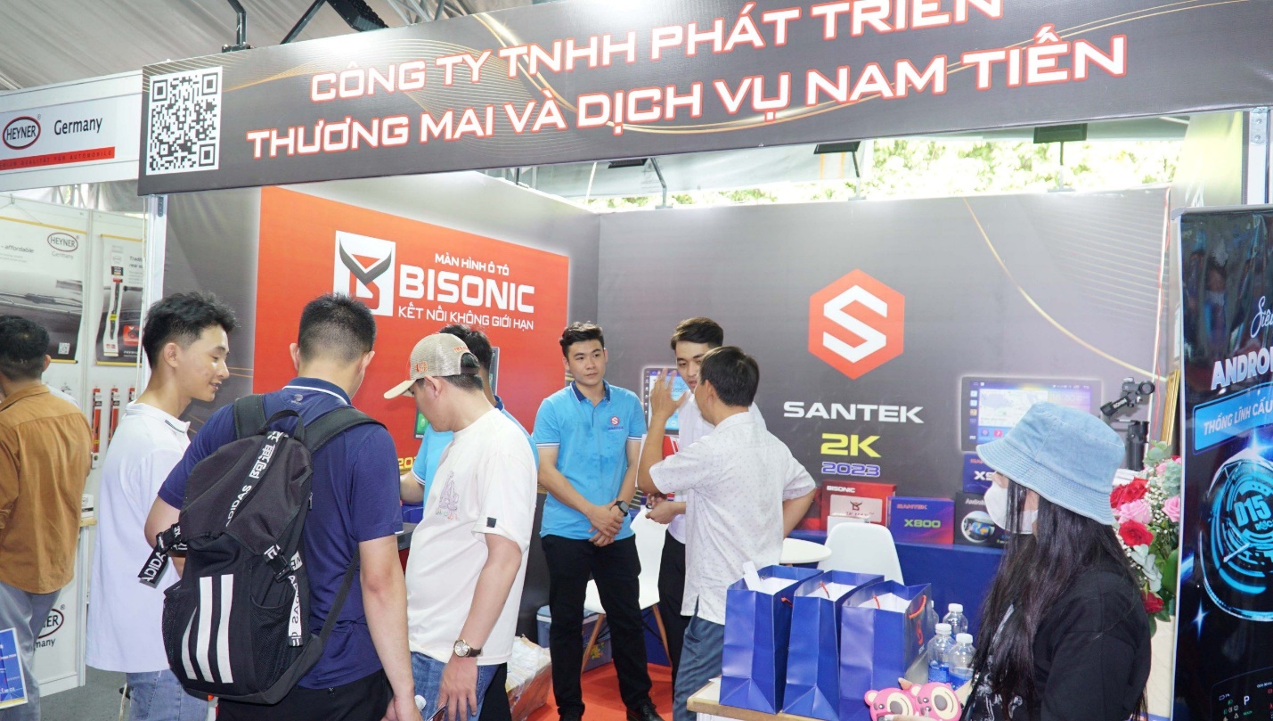 Bisonic và Santek đột phá tại triển lãm Auto Accessories Show 2023 với màn hình ôtô 2K và Android Box - 2