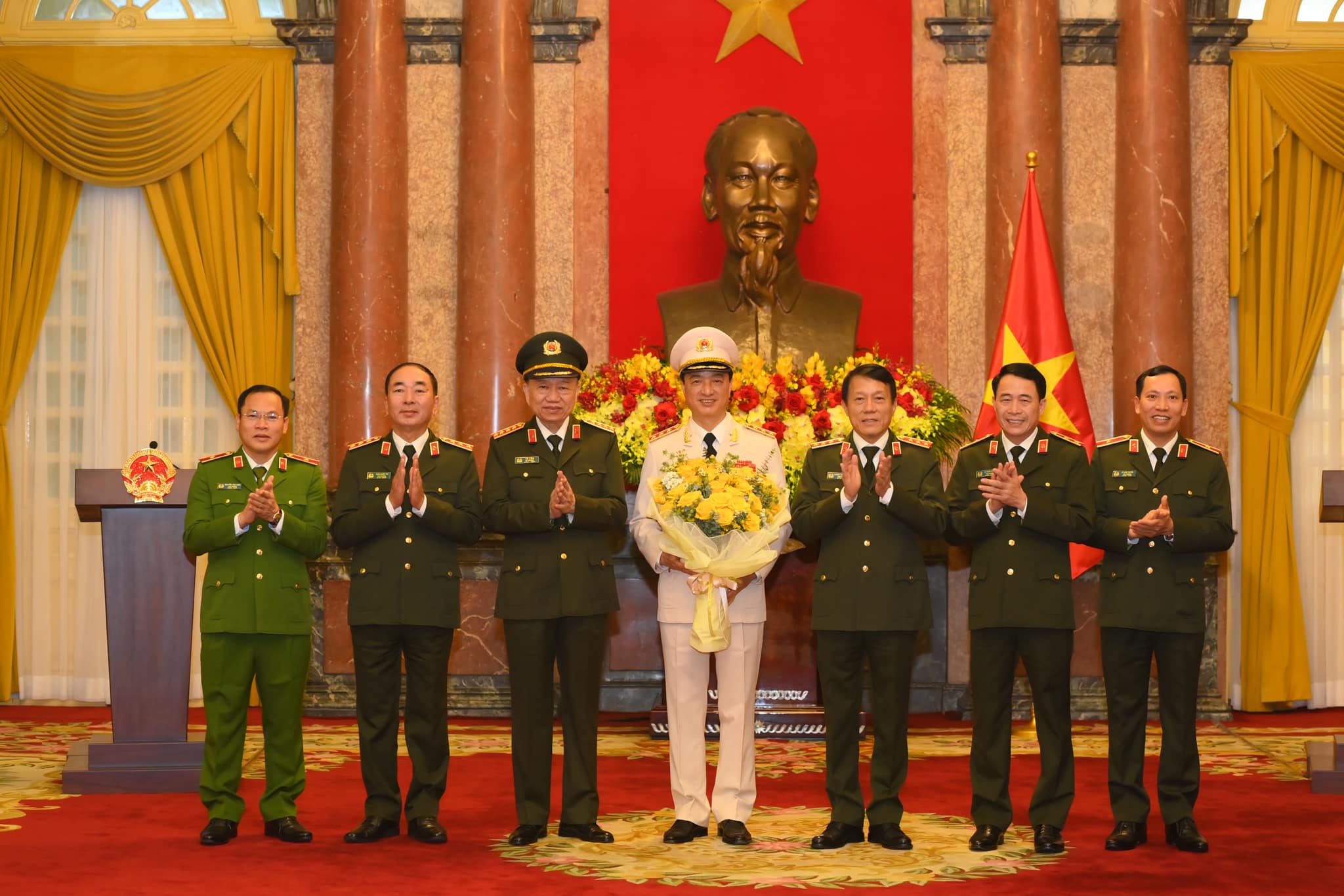 Chủ tịch nước quyết định thăng cấp bậc hàm đối với Thứ trưởng Nguyễn Duy Ngọc - 3