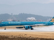 Kinh doanh - Lỗ lũy kế hơn 35.000 tỷ đồng, lãnh đạo Vietnam Airlines hưởng lương bao nhiêu?