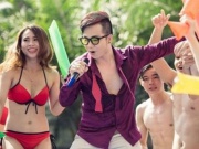 Đời sống Showbiz - Ca sĩ hát bên bể bơi 3 bài được trả cát-xê 1 tỷ đồng