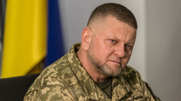 Bộ trưởng Quốc phòng Ukraine trả lời câu hỏi về khả năng Tổng Tư lệnh quân đội bị sa thải - 1