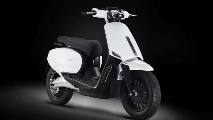 Xe máy điện đẹp tựa Vespa, trang bị hiện đại bậc nhất - 1