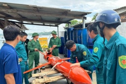 Ngư dân phát hiện vật thể lạ, nghi thiết bị bay không người lái