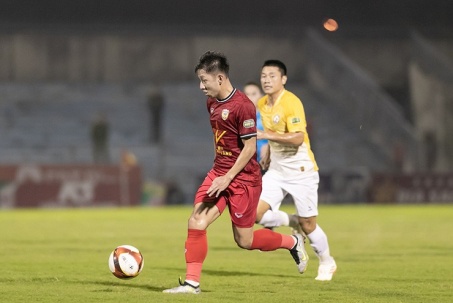 Video bóng đá Hà Tĩnh - Bình Định: Ngoại binh rực rỡ, đại tiệc 4 bàn (V-League)