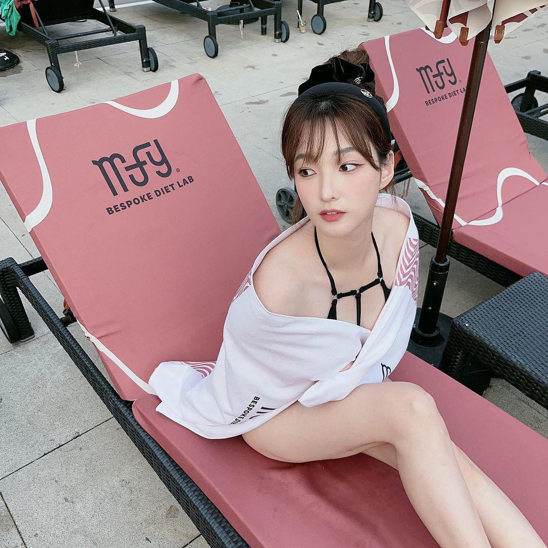 Bí quyết body nuột nà, da căng mịn dù đã 3 lần sinh nở của Yulhee - 4