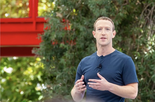 Tỷ phú Facebook chi hàng trăm triệu USD xây hầm trú ẩn ngày tận thế - 1