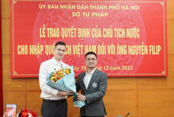 Nguyễn Philip chính thức có quốc tịch VN. Ảnh: VFF