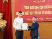 Bóng đá - Trao quốc tịch cho Nguyễn Philip, khung thành tuyển Việt Nam nóng việc cạnh tranh