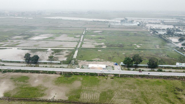 Phân lô, bán nền đất cụm công nghiệp rầm rộ ở huyện ngoại thành Hà Nội - 2