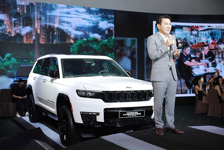 Jeep Grand Cherokee có phiên bản cao cấp nhất tại Việt Nam, giá bán gần 7 tỷ đồng - 1