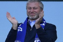 Anh ra quyết định về khoản tiền 3,2 tỷ USD của tỷ phú Nga Roman Abramovich