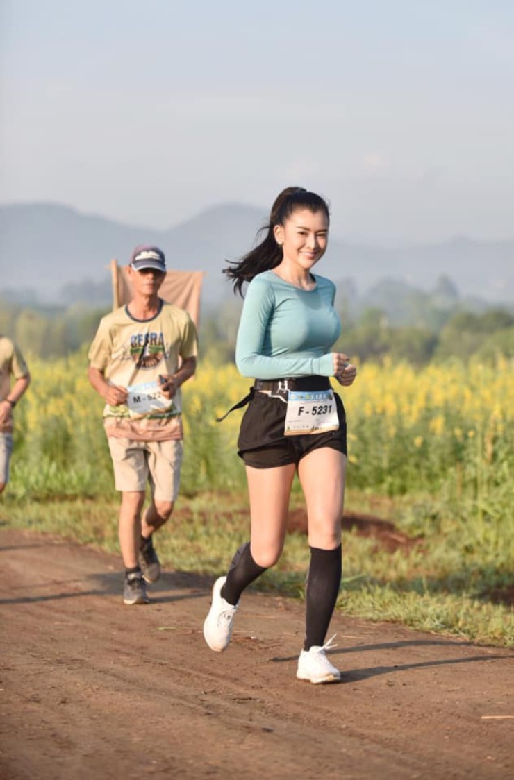 Bí quyết giữ gìn vẻ đẹp của Pooklook là chạy bộ và tập luyện chạy marathon