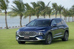 Giá xe Hyundai Santa Fe lăn bánh tháng 12/2023, giảm 50% LPTB