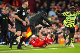 Klopp báo tin xấu sau trận hòa Arsenal của Liverpool, Arteta khen trận đấu hay