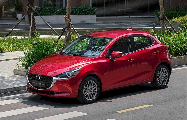 Mazda điều chỉnh giá bán hàng loạt mẫu xe tại thị trường Việt Nam - 1
