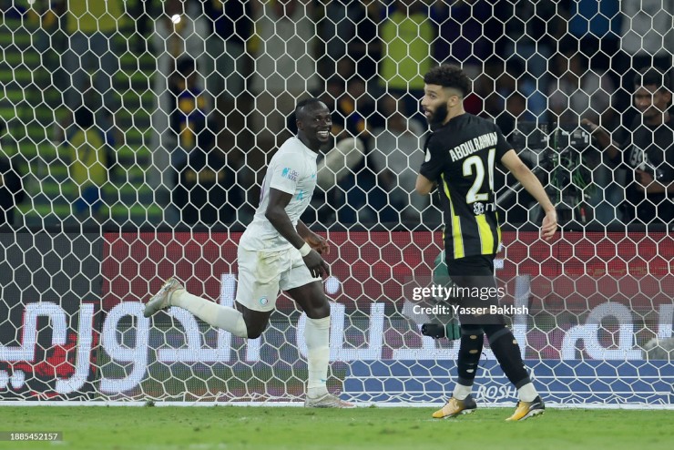 Ngoài Ronaldo và&nbsp;Hamdallah, một ngôi sao khác lập cú đúp là Sadio Mane. Pha lập công còn lại của Al Nassr thuộc về Talisca