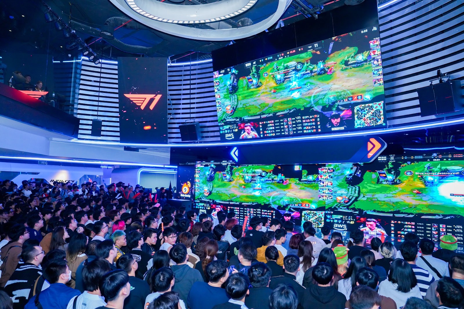 Esports đang phát triển mạnh tại Việt Nam.