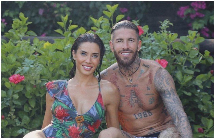 Danh thủ Sergio Ramos cũng khiến nhiều người ganh tị khi có cô vợ xinh đẹp, giỏi giang Pilar Rubio.
