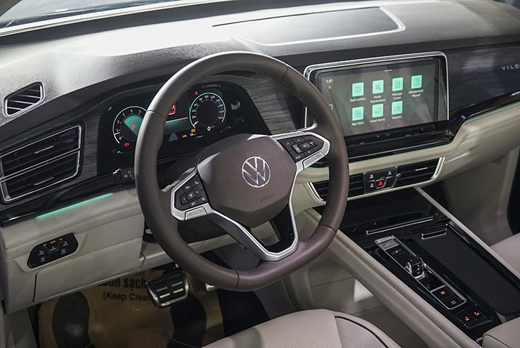 Volkswagen Viloran xe MPV nhập khẩu ra mắt thị trường Việt, giá bán từ 2 tỷ đồng