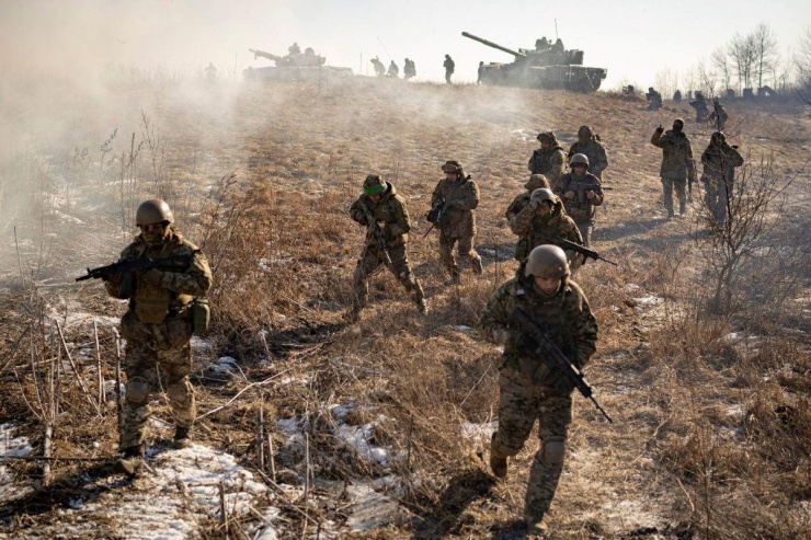 Thống đốc vùng Zaporozhye do Nga bổ nhiệm dự đoán Ukraine sẽ sụp đổ trong vài tháng tới. Ảnh: Getty Images