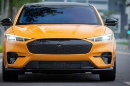 Xe điện Ford Mustang Mach-E GT đầu tiên tại Việt Nam chật vật tìm chủ nhân mới