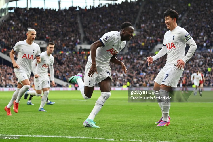 Son Heung Min, Richarlison giúp Tottenham thắng tưng bừng