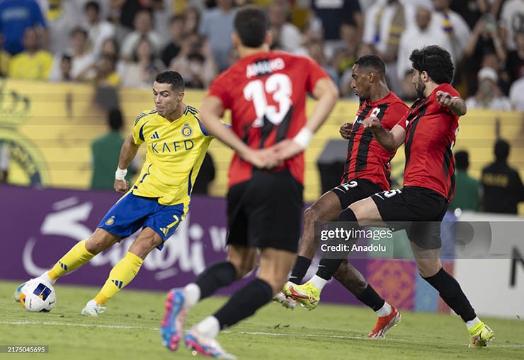 Ronaldo “ghi bàn như máy” cho Al Nassr, giải mã màn ăn mừng cảm xúc - 3