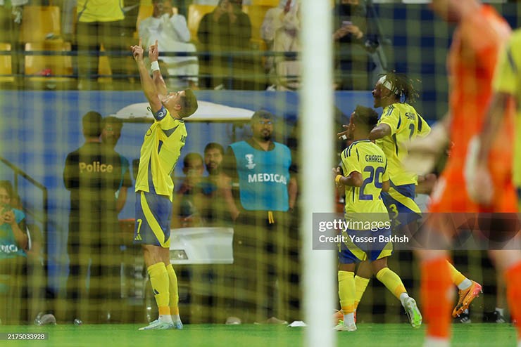 Ronaldo “ghi bàn như máy” cho Al Nassr, giải mã màn ăn mừng cảm xúc - 4