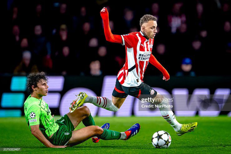 PSV bị Sporting cầm hòa trên sân nhà