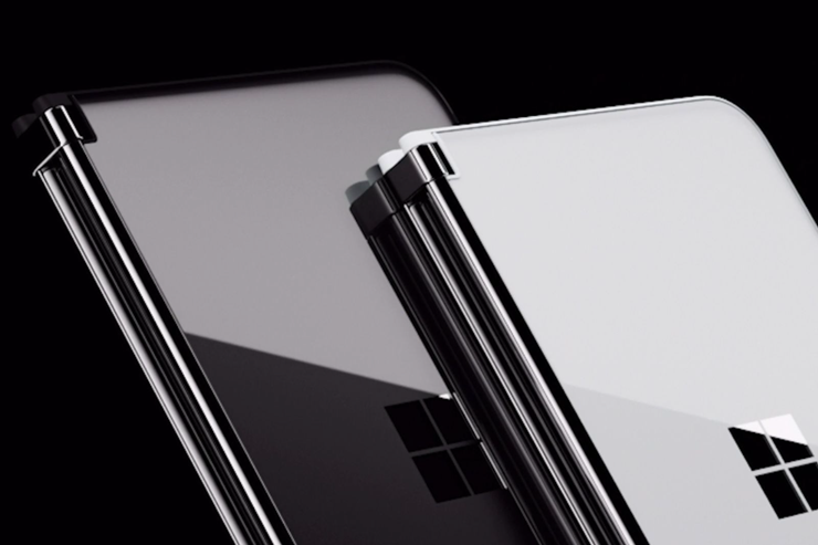 Microsoft hasn't given up on the dream of a foldable screen product.