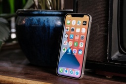 Đang dùng iPhone 13 có cần nâng cấp lên iPhone 16? 10 Người dùng iPhone 12 có nên nâng cấp lên iPhone 16?