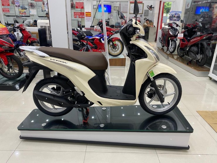 Giá Honda Vision đầu tháng 10/2024, tăng nhẹ 200 nghìn đồng - 2