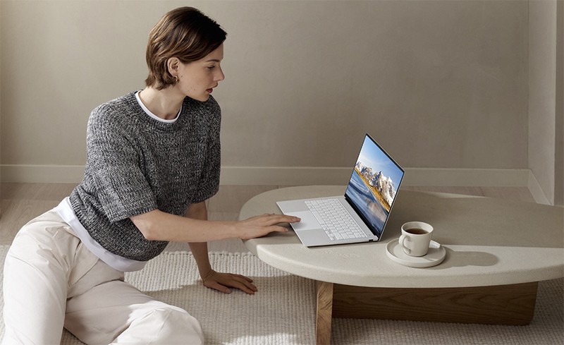 Độc đáo để khác biệt: laptop AI Zenbook S 14 Copilot+ PC Intel tiên phong tại Việt Nam   - 4