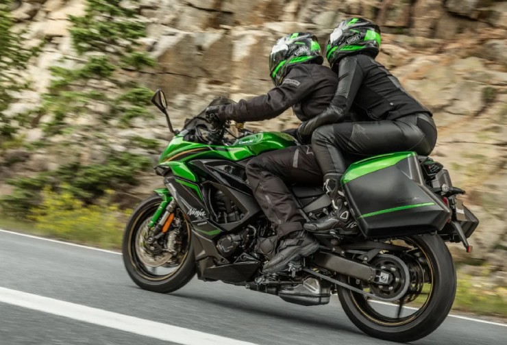 Mãn nhãn hàng khủng 2025 Kawasaki Ninja 1100SX mới trình làng - 9