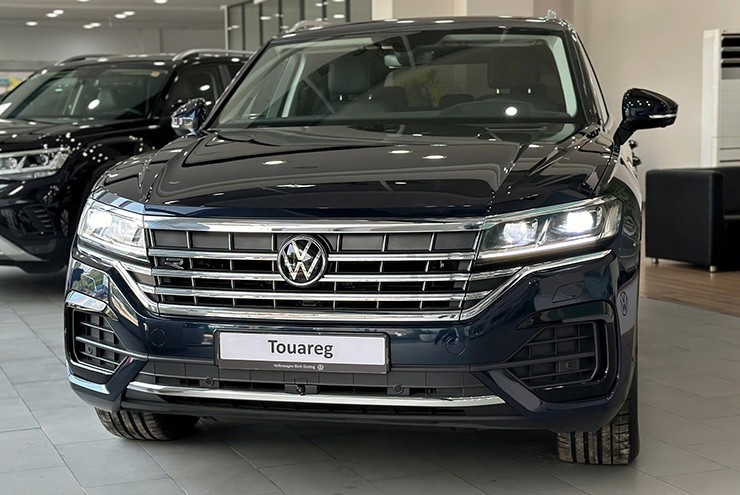 Xe "ế" Volkswagen Touareg bổ sung thêm phiên bản mới tại Việt Nam - 2