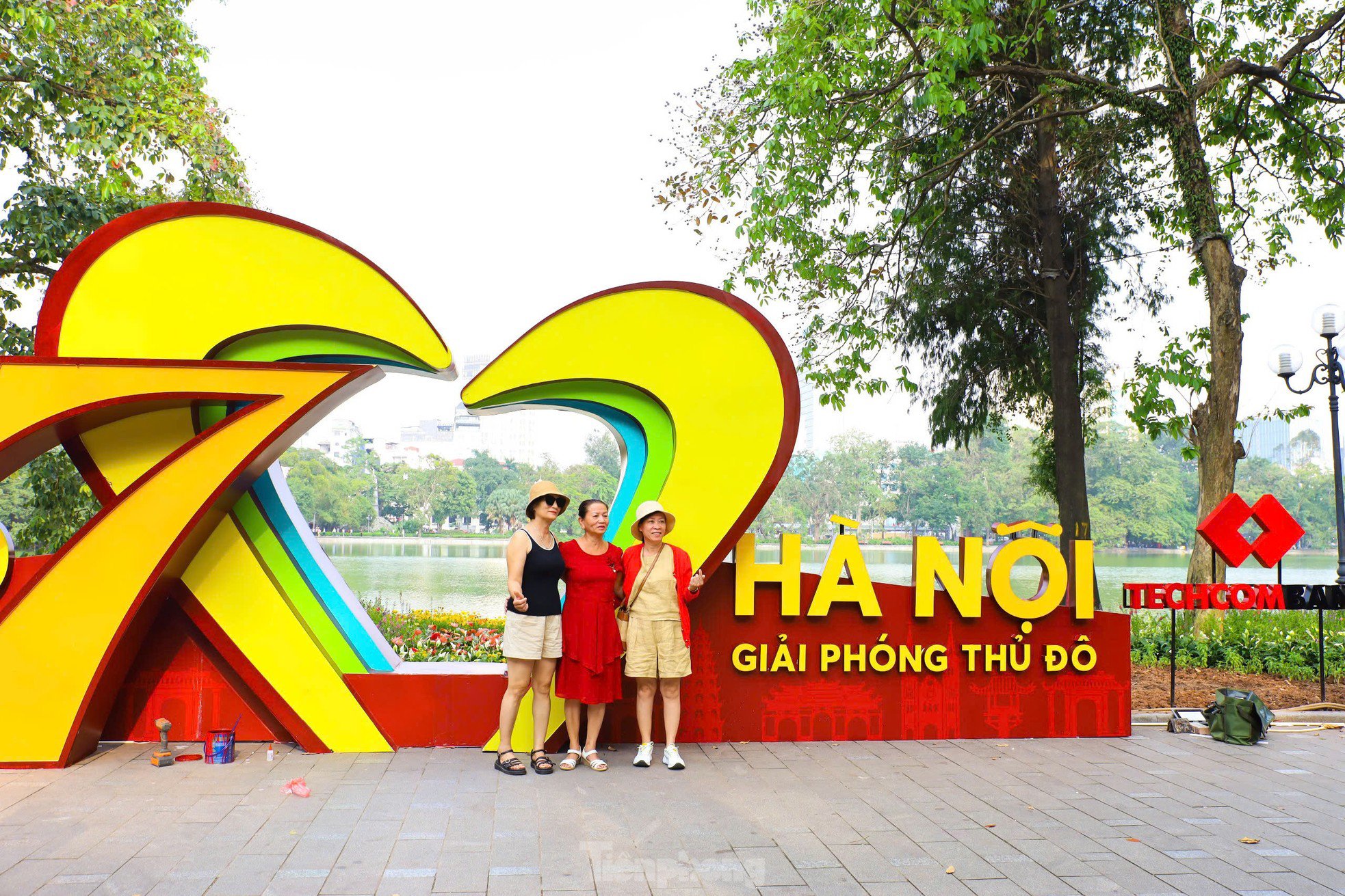 Hà Nội đầu thu đẹp đến nao lòng - 10