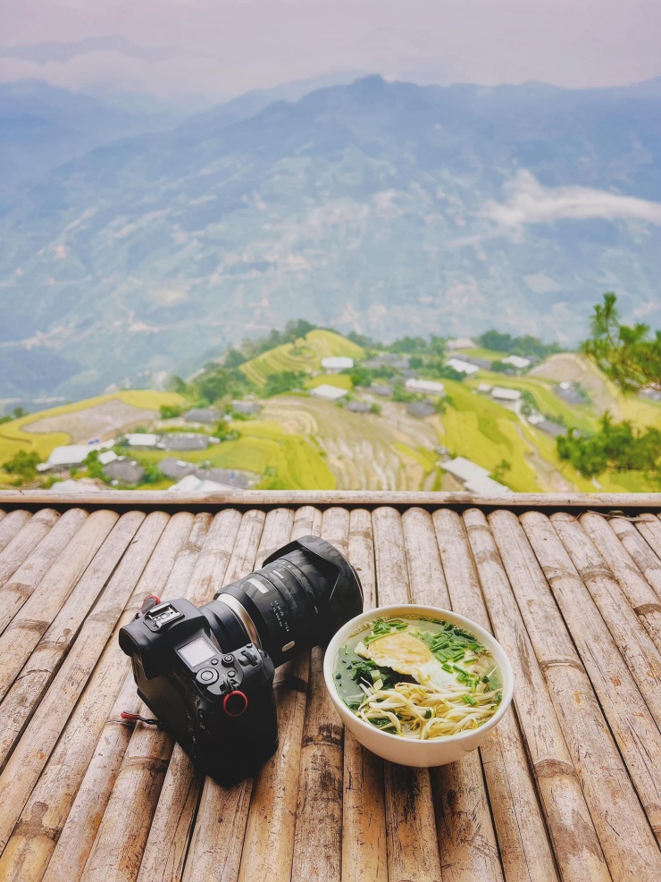 Tìm về thiên nhiên rực rỡ sắc màu ở mảnh đất ‘đá nở hoa’ 8 Chiếc view ăn sáng chất lượng.