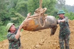 Hà Tĩnh hủy nổ thành công quả bom nặng 200kg sót lại sau chiến tranh