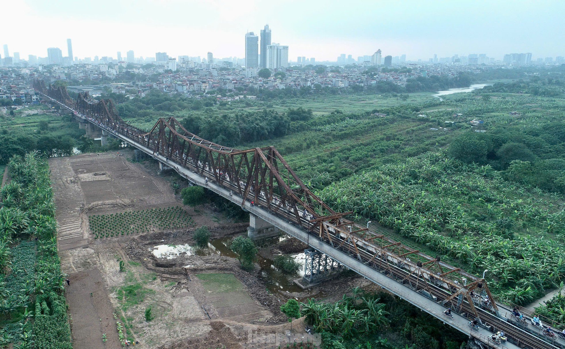 Ngắm Hà Nội vừa cổ kính vừa hiện đại qua góc máy từ trên cao - 5