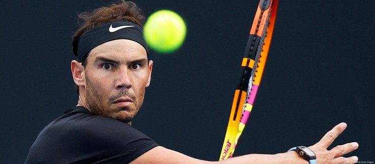 Nadal giành được 22 Grand Slam trong sự nghiệp, trong đó có 14 lần đăng quang tại Roland Garros. Rafael Nadal là 1 trong 3 tay vợt giành được Career Golden Slam trong sự nghiệp.&nbsp;Ngoài ra, "Vua đất nện" có 92 lần&nbsp;vô địch giải ATP Tour, trong đó có 36 danh hiệu Masters và 63 lần đăng quang trên mặt sân đất nện. Rafael Nadal&nbsp;từng 2 lần vô địch Olympic vào năm 2008 (đơn) và 2016 (đôi). Rafael Nadal&nbsp;có 209 tuần nắm giữ vị trí số 1 trên bảng xếp hạng của ATP.&nbsp;