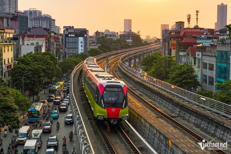 Vạch lộ trình phát triển giao thông công cộng Hà Nội đến năm 2030: Chi phí thấp, hiệu quả cao