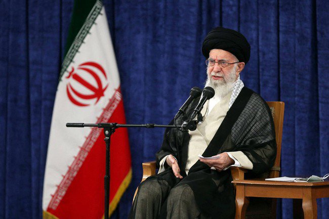 Lãnh tụ tối cao Iran Ali Khamenei. Ảnh: Reuters