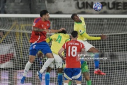 Trực tiếp bóng đá Chile - Brazil: Henrique ấn định (Vòng loại World Cup) (Hết giờ)