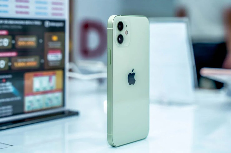 iPhone 12 is priced at around 10.99 million VND in Vietnam.