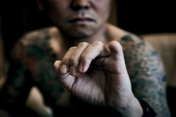 Nhật Bản: Bắt thủ lĩnh băng yakuza khét tiếng lừa đảo sau nghi thức "rợn người"