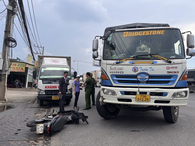 Công an dựng lại hiện trường vụ xe tải thảm sát trên Quốc lộ 51, tài xế tái hiện khoảnh khắc kinh hoàng