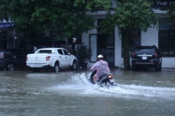 Dự báo thời tiết ngày 20/10: Mưa dông rải rác, cục bộ có mưa to đến rất to