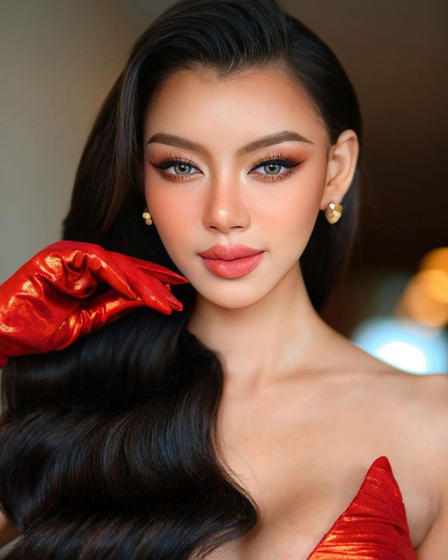 Ngỡ ngàng với mặt mộc của người đẹp thị phi nhất Miss Grand International 2024 - 2