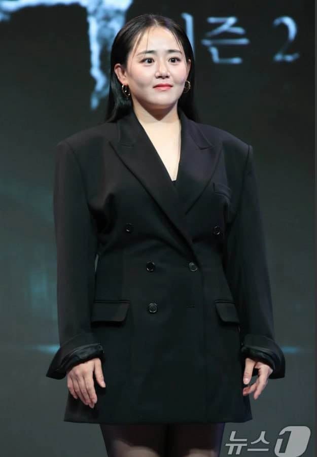 Em gái quốc dân Moon Geun Young phát tướng - 2